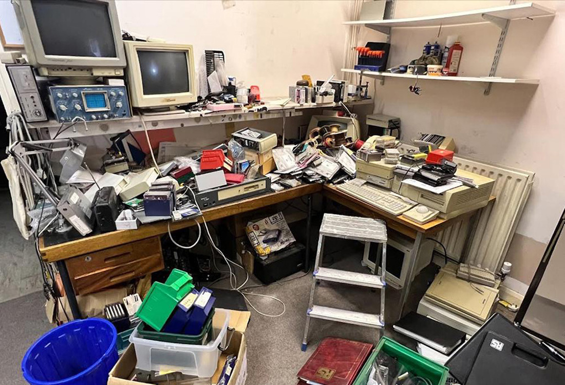 Chuckit - Same Day Rubbish Removal London - Computer Recycling