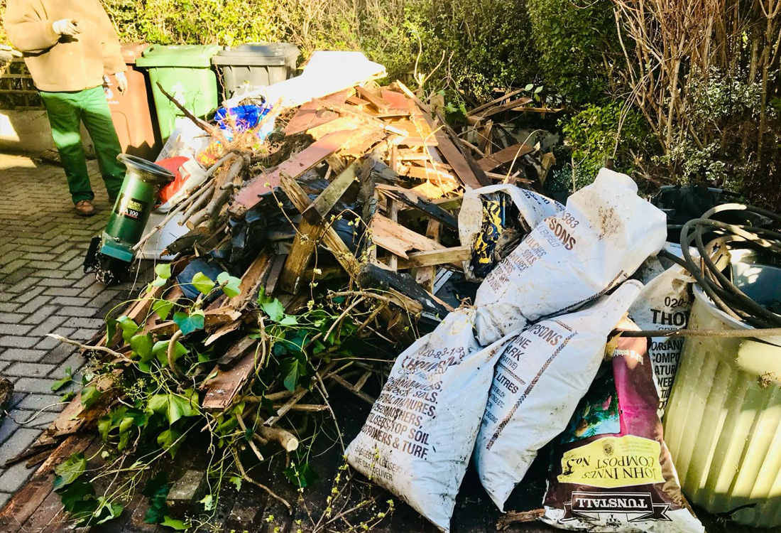 Chuckit - Same Day Rubbish Removal London - Garden Waste Removal